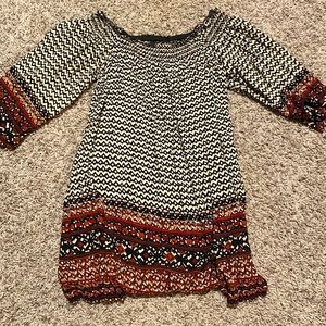 Off the shoulder quarter sleeved dress